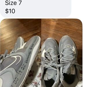 Nike Sneakers in Gray and White